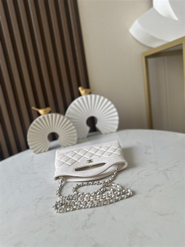 2026131221458700 570